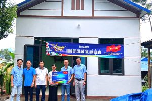 Sơn Anper – Chung tay xóa nhà tạm, nhà dột nát tại Thị trấn Tam Đường, Lai Châu